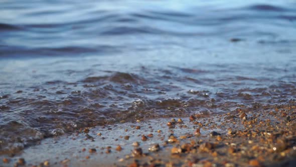 River Waves Splash on the River Bank alt