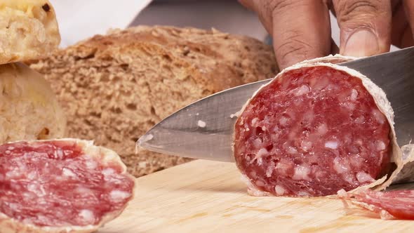 Macro Slicing Salami  alt