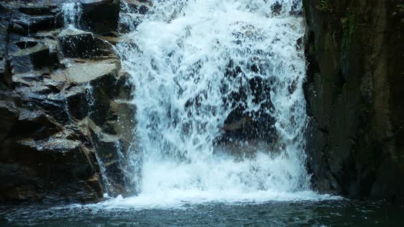 Waterfall alt