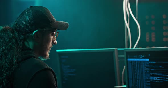 Two Hackers Break Into the Banking System and Steal Customer Data The Guys are Happy alt