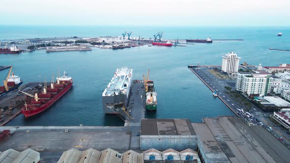 The principal port of Veracruz in Mexico alt
