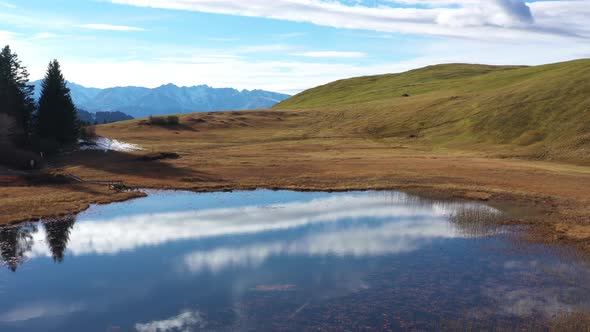 Mountainlake in Swiss Alps. Bergsee in den Schweizer Alpen. Stelsersee im Prättigau bei Schiers. alt