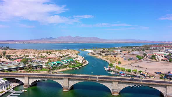 Aerial view flying towards the London Bridge in Lake Havasu City, AZ alt