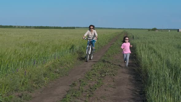 Family countryside race.  alt