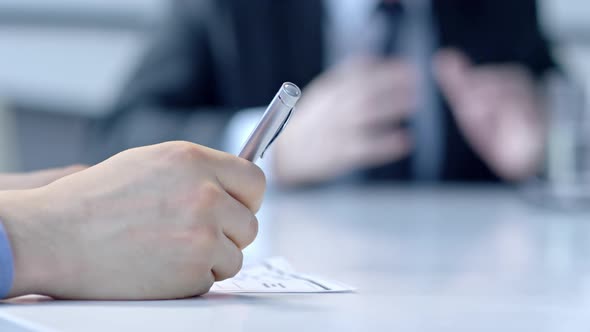 Employee Signing Job Form alt