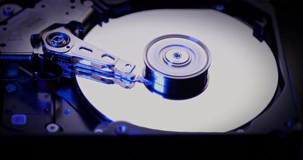 Hard disk drive HDD is working alt