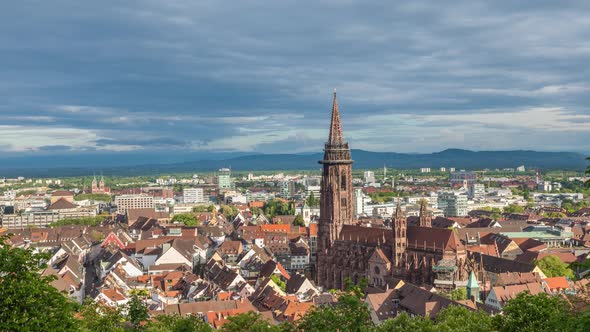 Zoom in time lapse video of Freiburg, Germany alt