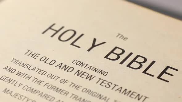 Old Holy Bible alt