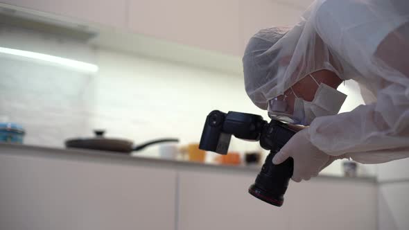 Crime Scene Site Police Photographer Forensic Scientist Murder Collect Evidence alt