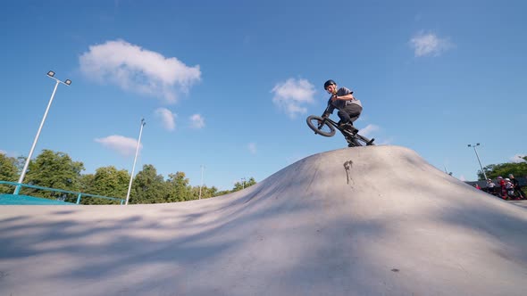 Mountain Jump Bmx alt