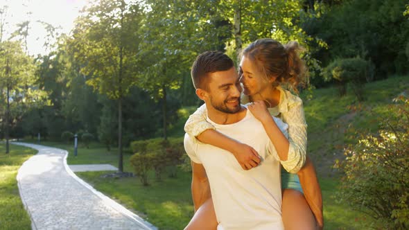 Love Story in the Park alt