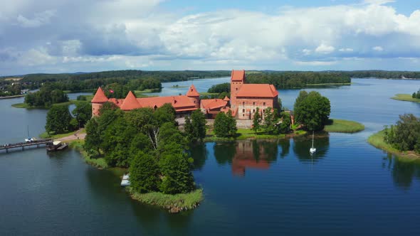 Trakai castle: medieval gothic Island castle, located in Galve lake alt