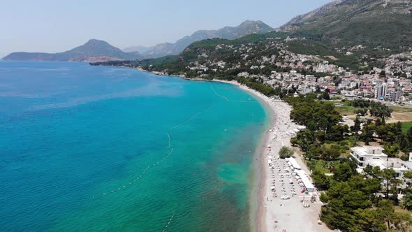 Beach Holiday Concept alt