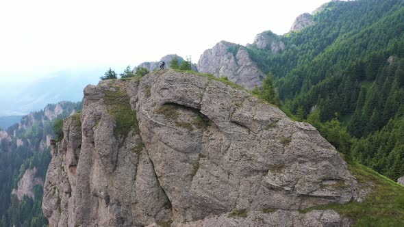 On the Edge in the Mountains