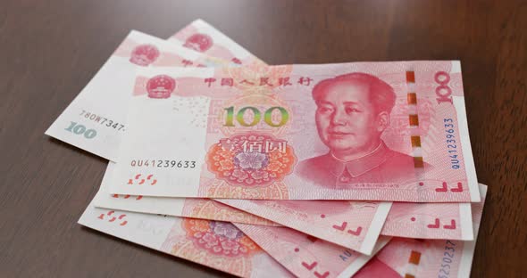 Counting Chinese RMB banknote
