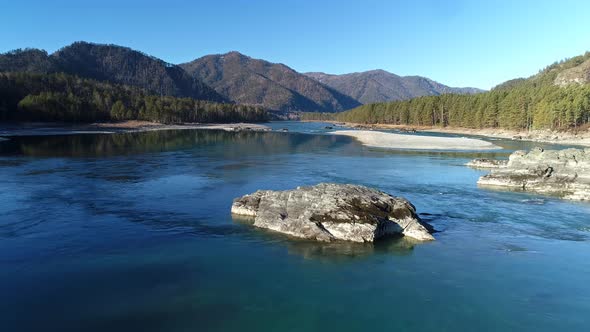 Powerful Mountain River alt