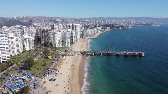 Viña del Mar, Chile. Tourist Beach in South America. alt