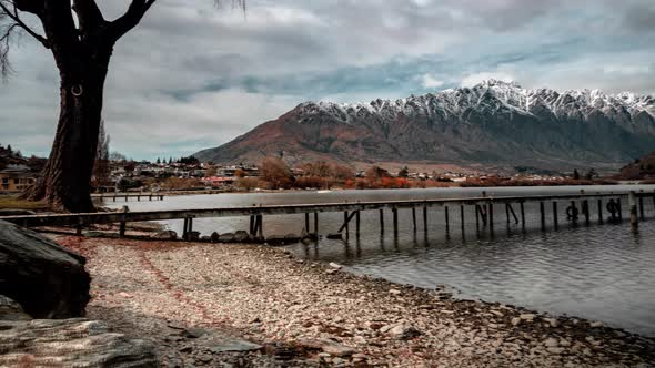 Timelapse Pier Queenstown 3. Remarkables in distance. alt