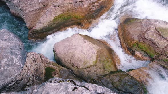 Beautiful Scenery of Small Kinchka Waterfall on the River Okatse alt
