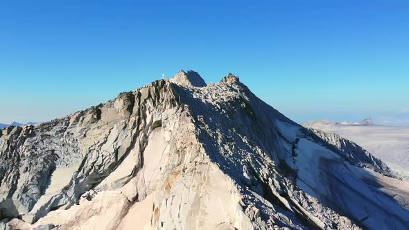 Flying over the Adamello Mountains alt
