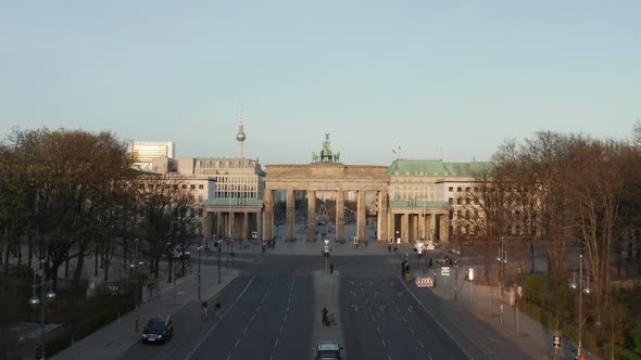 AERIAL: Flight Towards Empty Brandenburger Tor in Berlin, Germany Due To Coronavirus COVID 19 alt