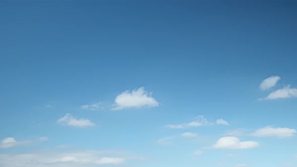 4K Sky Time lapse, Beautiful background, Sky Timelapse of skyscrapers. alt