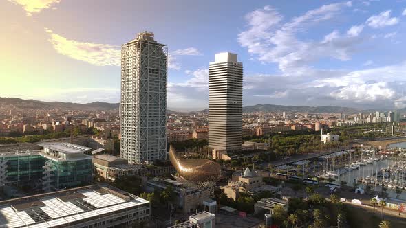 Barcelona Olimpic Port alt