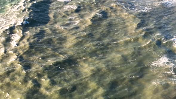 Grand Storm Waves Aerial View 4 K alt