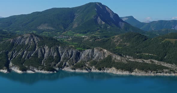 Lake Serre-Ponçon, Hautes-Alpes, France alt