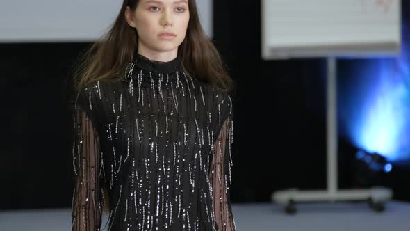 Brunette Female Model Walk on Podium alt