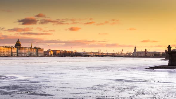 Russia SaintPetersburg Time Lapse of the Water Area of the Neva River at Sunset the Winter Palace alt