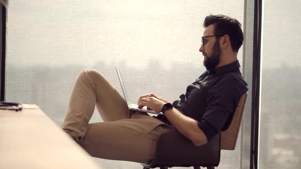 Coder Testing Software. Programming Coding Web Technologies Outsource. Coder Developing Application. alt