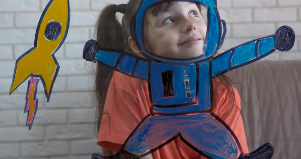 Spacewoman Dream alt