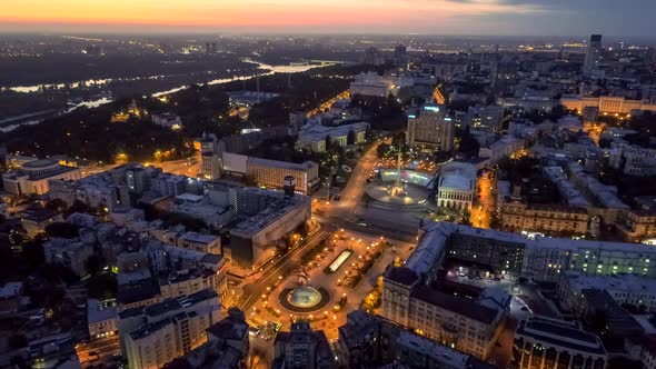 Early Morning View of Maydan Nezalezhnosti, the Central Square of Kiev, Ukraine, Aerial Drone Shot alt