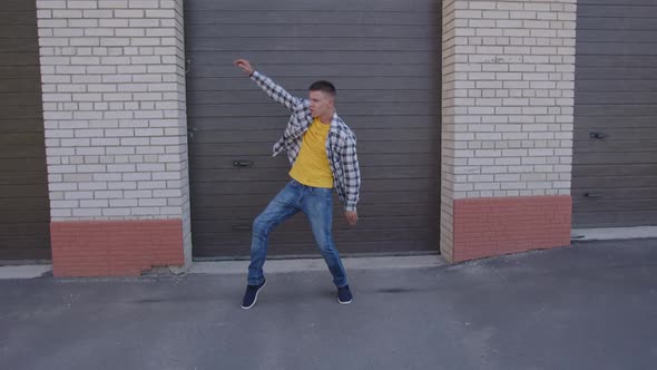 Fast Moves of Man Near the Garage alt