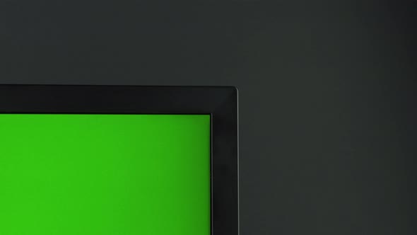 "Hello" Sticker on Monitore, Chroma Key. Black Background. Copy Space alt