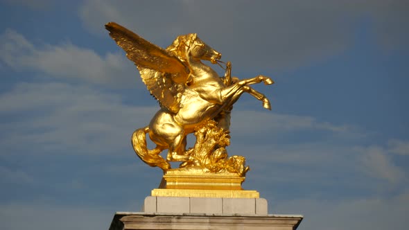 Golden pegasus sculpture alt