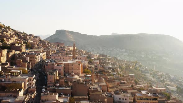 Drone Video of a City in the Mountains in Misopotamia in the Middle East alt
