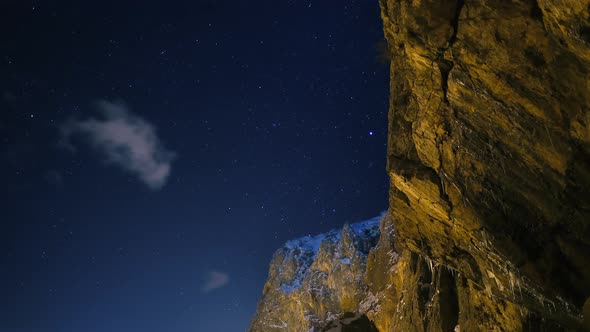 Time-Lapse View of Stars Canyon at Night alt