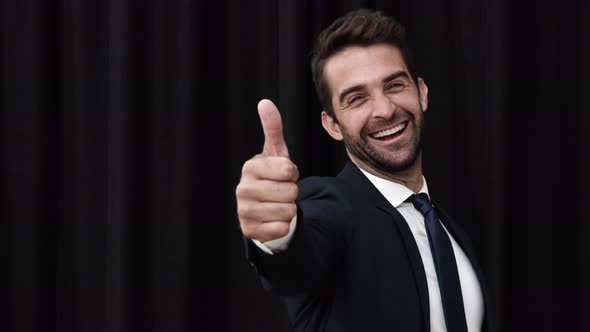 Businessman Says Yes alt