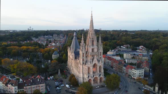 Our Lady Cathedral of Laeken in Brussels alt