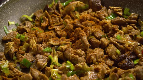 Cooking Beef With Vegetables alt