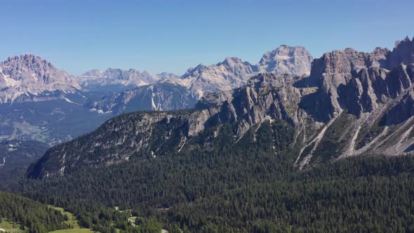 Giau Pass in Dolomites Belluno Italy  Calm Blue Skies in the Background alt