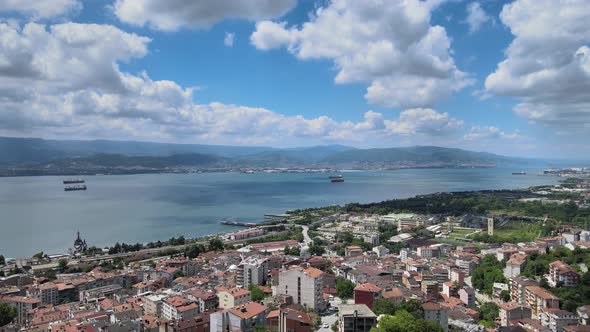 Aerial City View alt