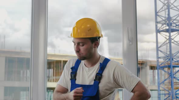 Comic Fail. Builder Drops the Apple and Pics It Up. alt