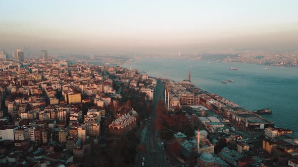 Istanbul Bosphorus Old Houses alt