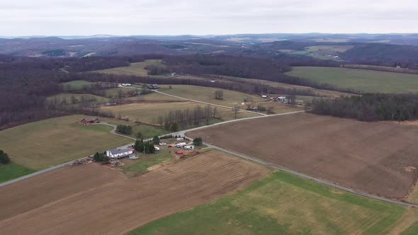 Rural parts of Pennsylvania looking beautiful in fall colors alt