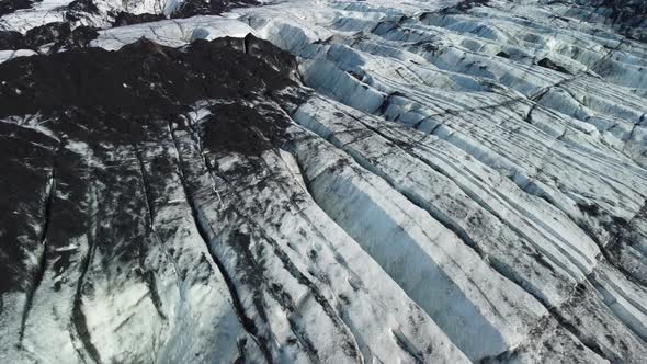 Approaching Flight to Massive Glacier Cracks