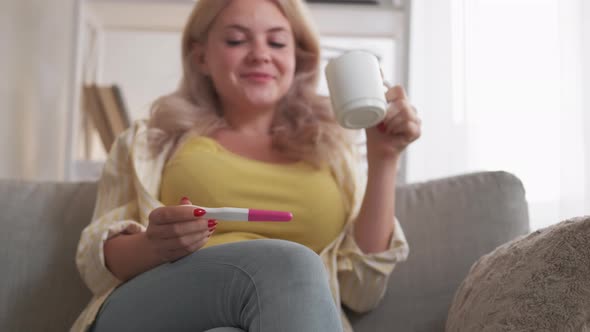 Happy Pregnancy Satisfied Woman Enjoying Moment alt