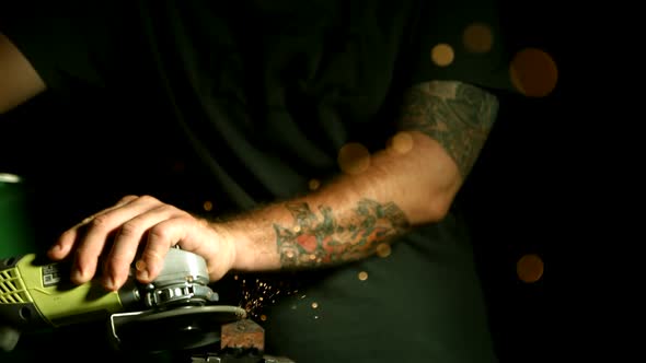 Sparks with angle grinder in ultra slow motion 1500fps - ANGLE GRINDER PHANTOM  alt